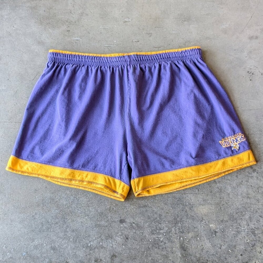 Vintage 90s Minnesota Vikings Purple Yellow Sweat Shorts The Edge NFL size XL